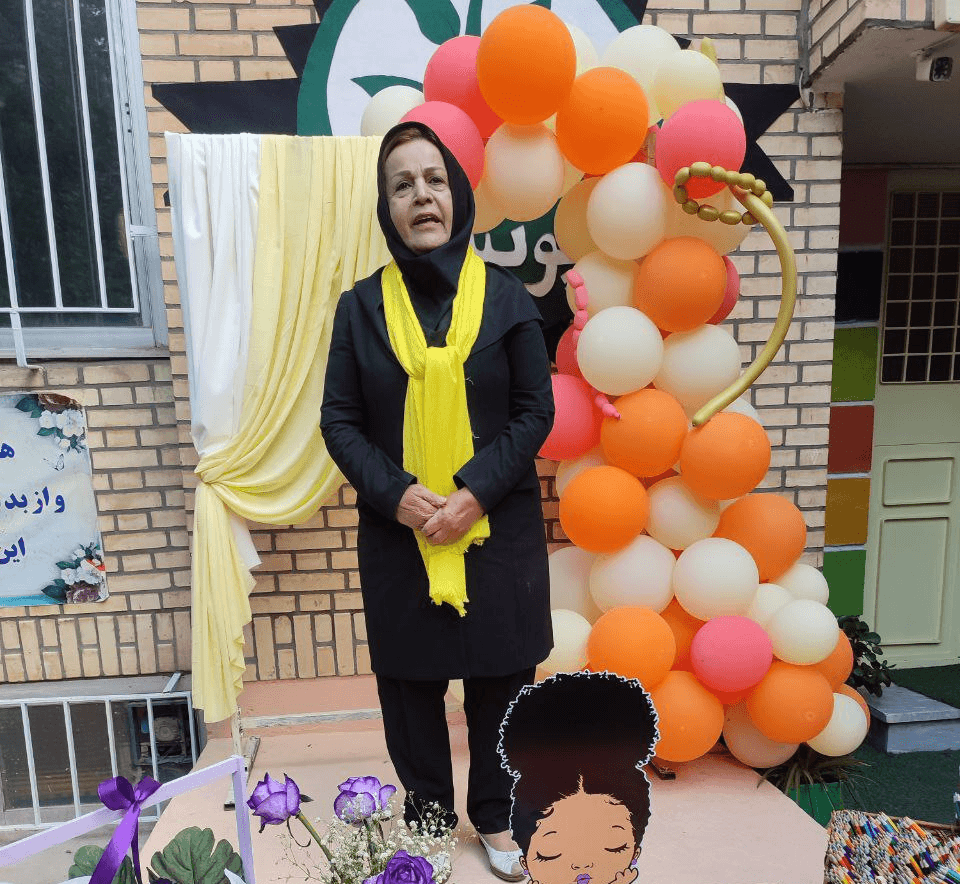 آمادگی و دبستان غیر دولتی دخترانه پویش
